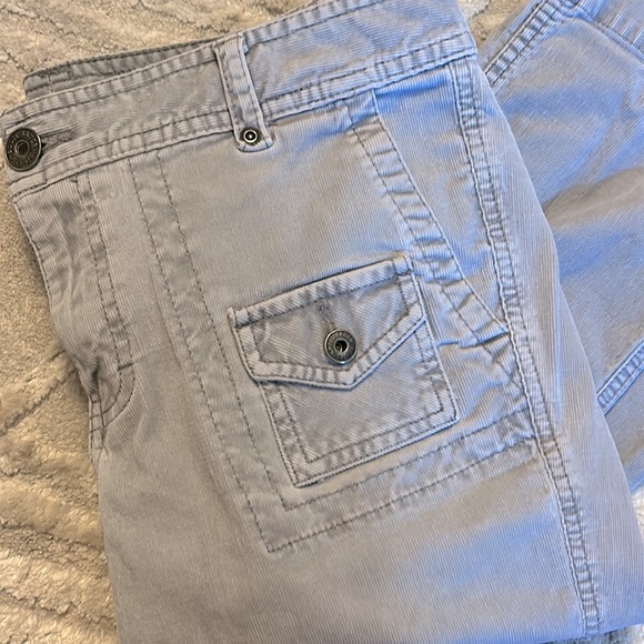 Eddie Bauer Size 8 Women’s Corduroy Jeans Cotton Spandex Blend Pockets like NEW - Picture 3 of 10